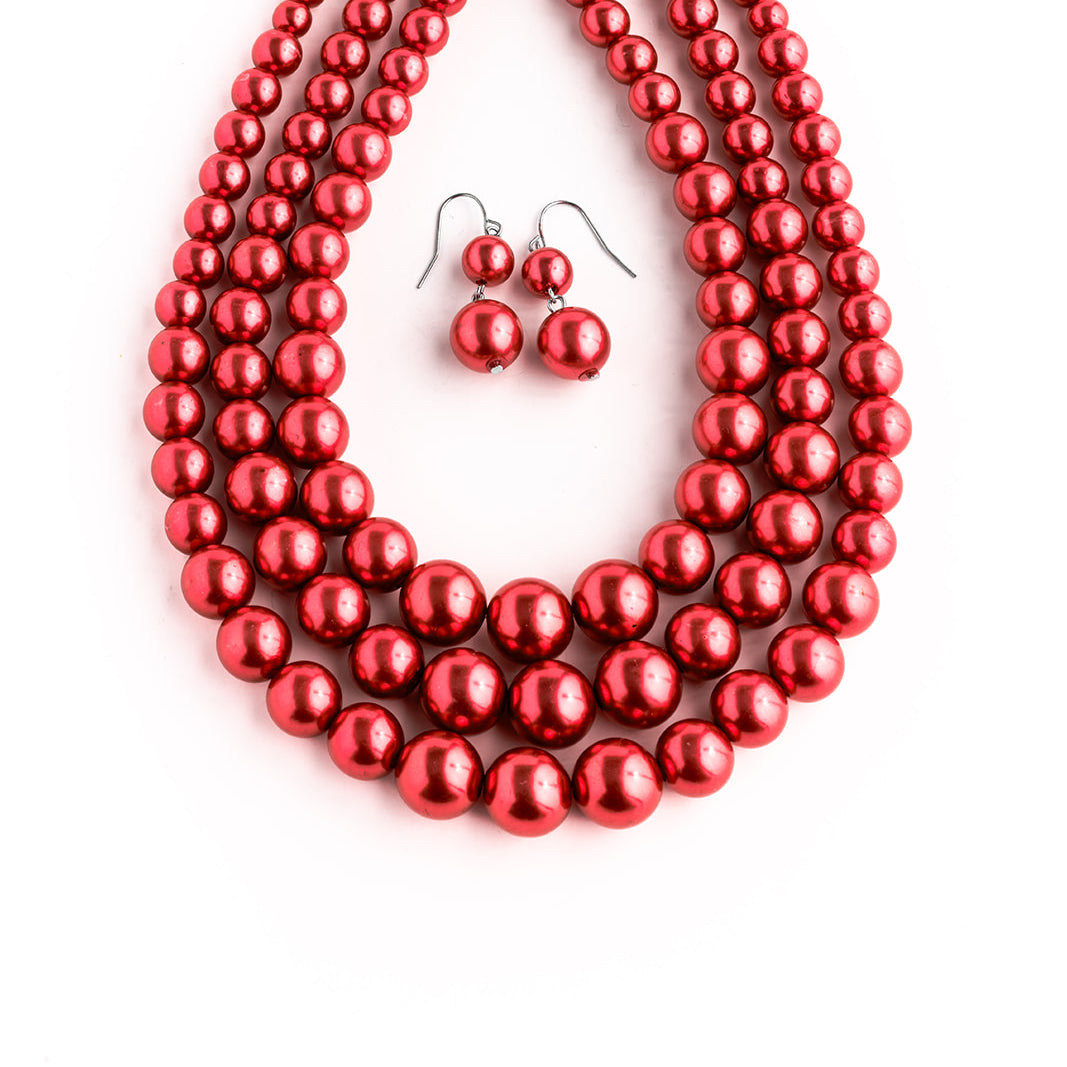 THREE STRAND PEARLS AND EARRINGS